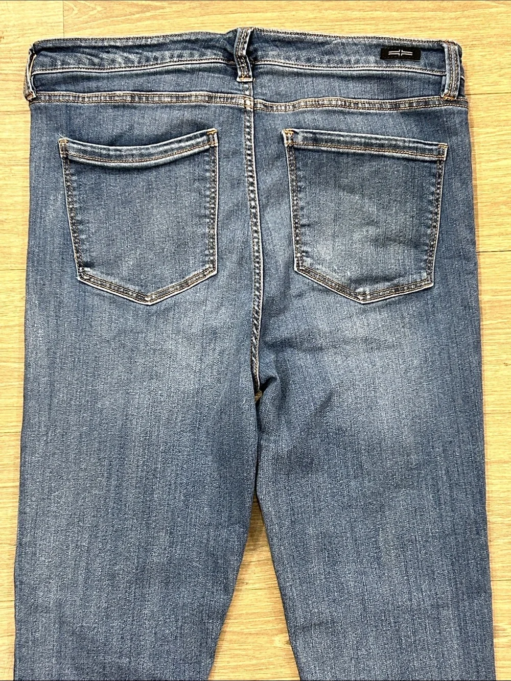 Liverpool Abby Skinny Jeans